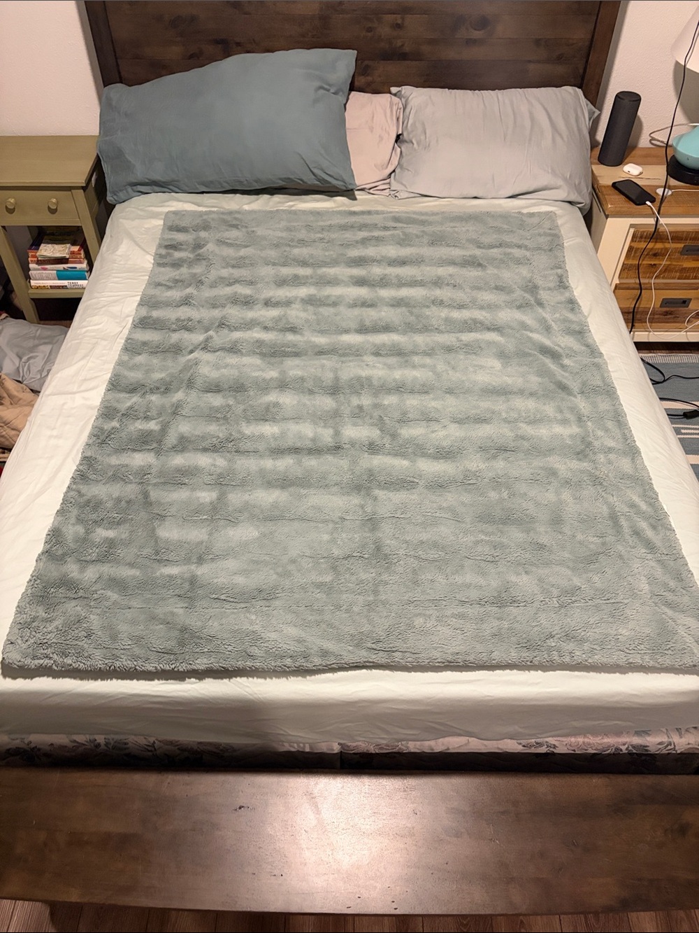 Minky Couture 60x50” Throw Blanket